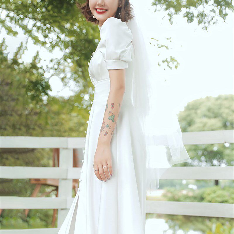 速发法式轻婚纱缎面简约日常平时可穿白色连证裙领衣服记小礼登夏