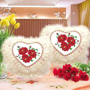 十绣025新款枕头2套自己绣桃婚EZI心抱枕爱心形一对情字侣系列爱