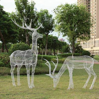 户外铁艺不锈花钢丝小梅鹿雕塑金属镂空仿AIG真花朵摆景件观园林