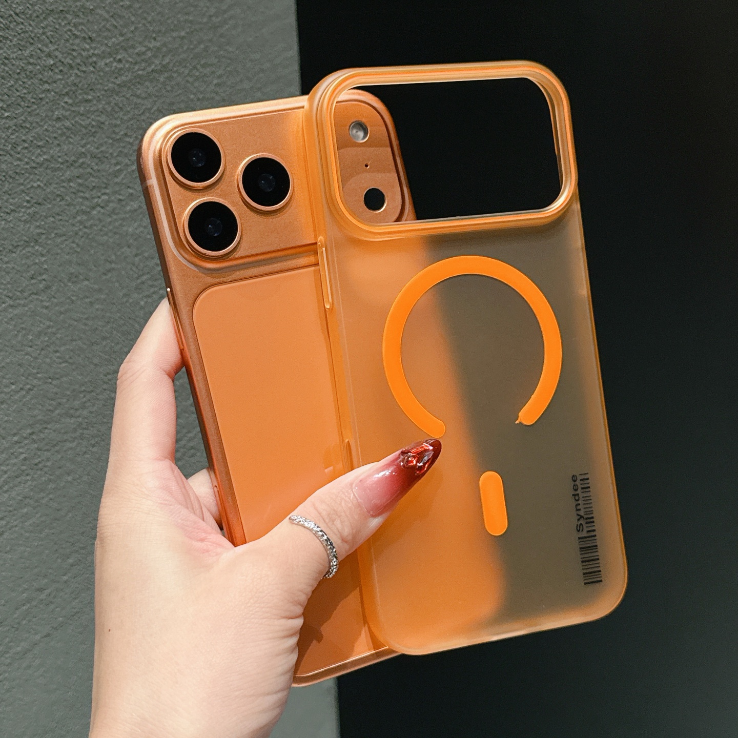 适用苹果17高级感柔纱PC磁吸硬壳