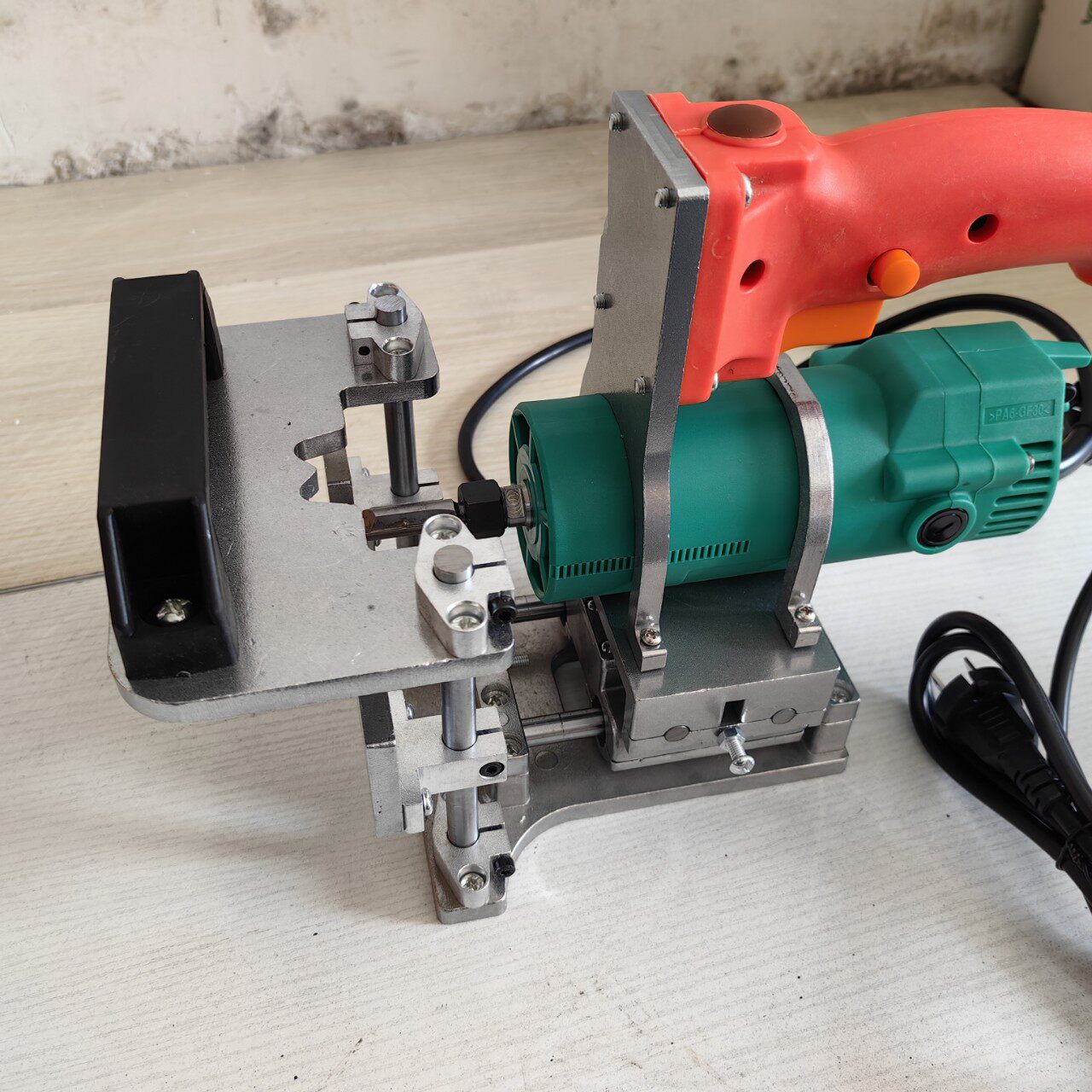 二合一链接件开槽机手提电动小型家装开槽机