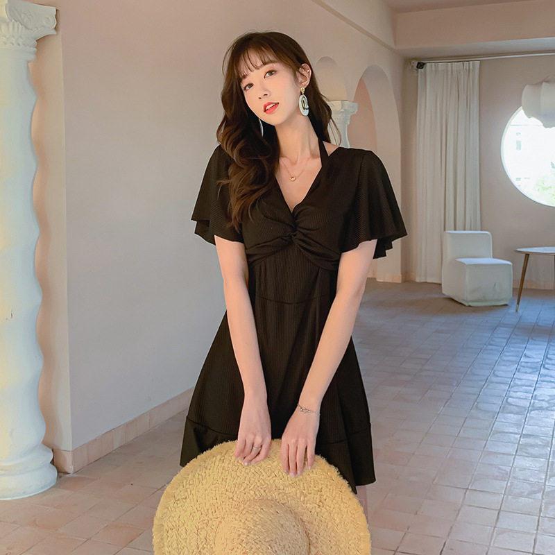大码连体保守游泳衣女遮肉显瘦带钢圈聚拢胖mm200斤温泉度假泳装