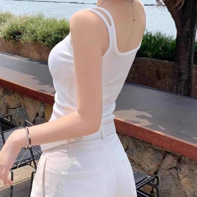 吊带带胸垫女2025新款内搭夏季外穿背心双肩带绿色打底上衣高级感