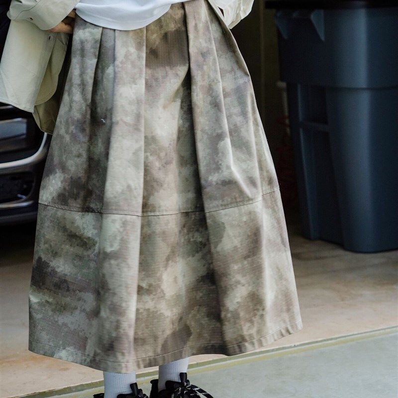 速发迷彩工装压褶伞裙春季新款户外宽松形身长款半廓裙