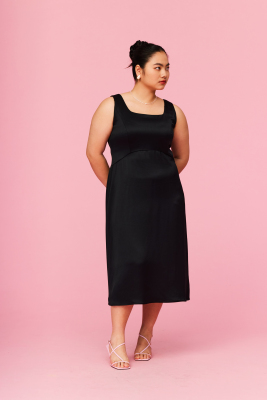 收腰弧形设计显比例连衣裙34三思