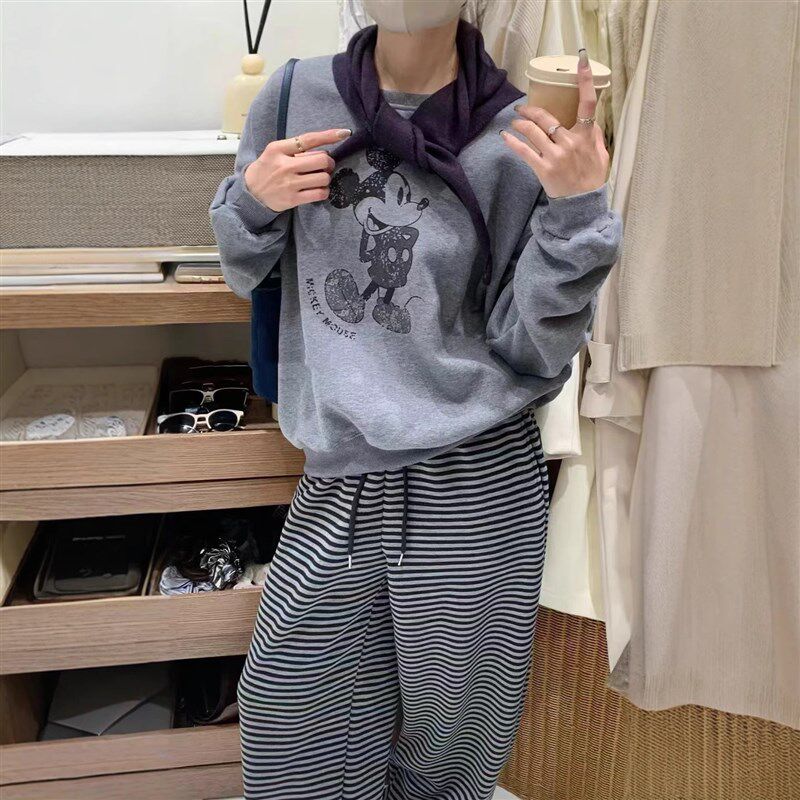 现货2024秋冬加绒款!韩版灰色卡通印花设计圆领套头卫衣女