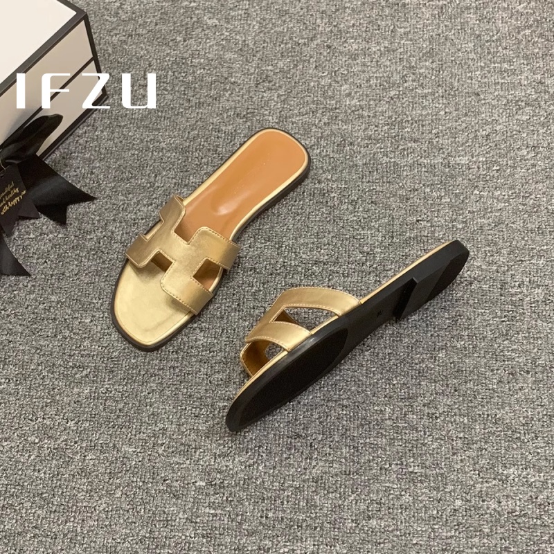 真皮平底凉拖鞋女外穿夏季2025新款旅游沙滩防滑一字拖法式小凉拖
