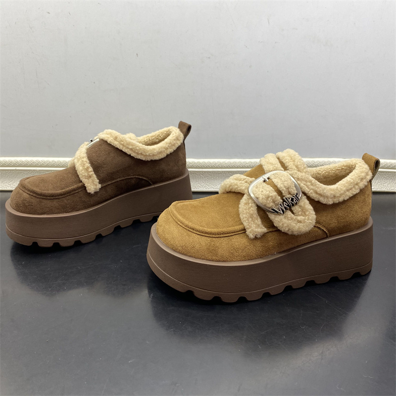 撤柜处理折扣真皮女鞋2025冬新款一脚蹬保暖乐福鞋休闲舒适女棉鞋