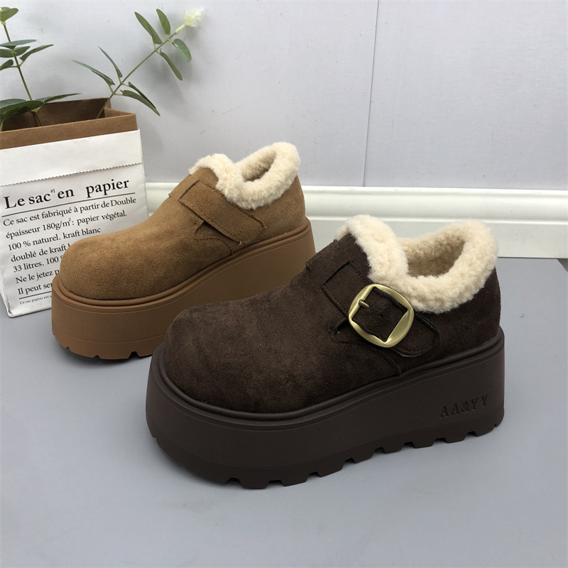 撤柜处理折扣外贸女鞋2025冬新款时尚小个子增高勃肯鞋保暖女棉鞋