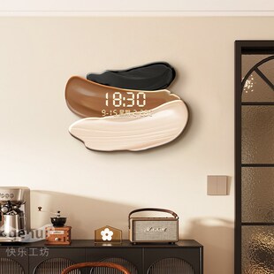 数字显示钟表挂钟客厅2025新款简约大气挂墙创意T时钟灯轻奢高级