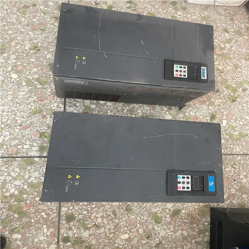 【汇生】拆机汇川变频器90kw两台，成色可以，可带同步电机，可带