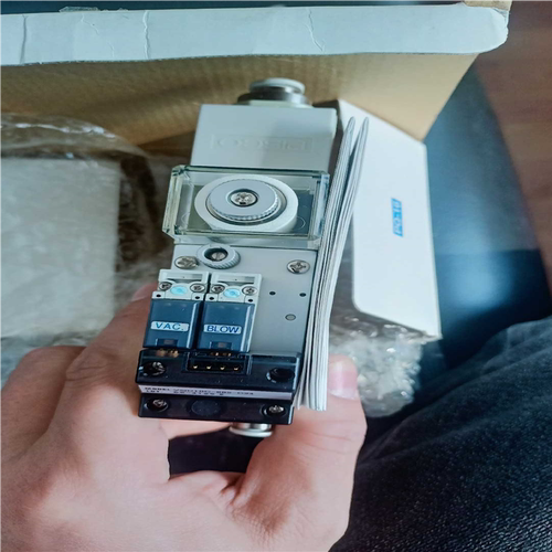 （议价）SCO真空发生器 VQH15C-88S-D24  实物如