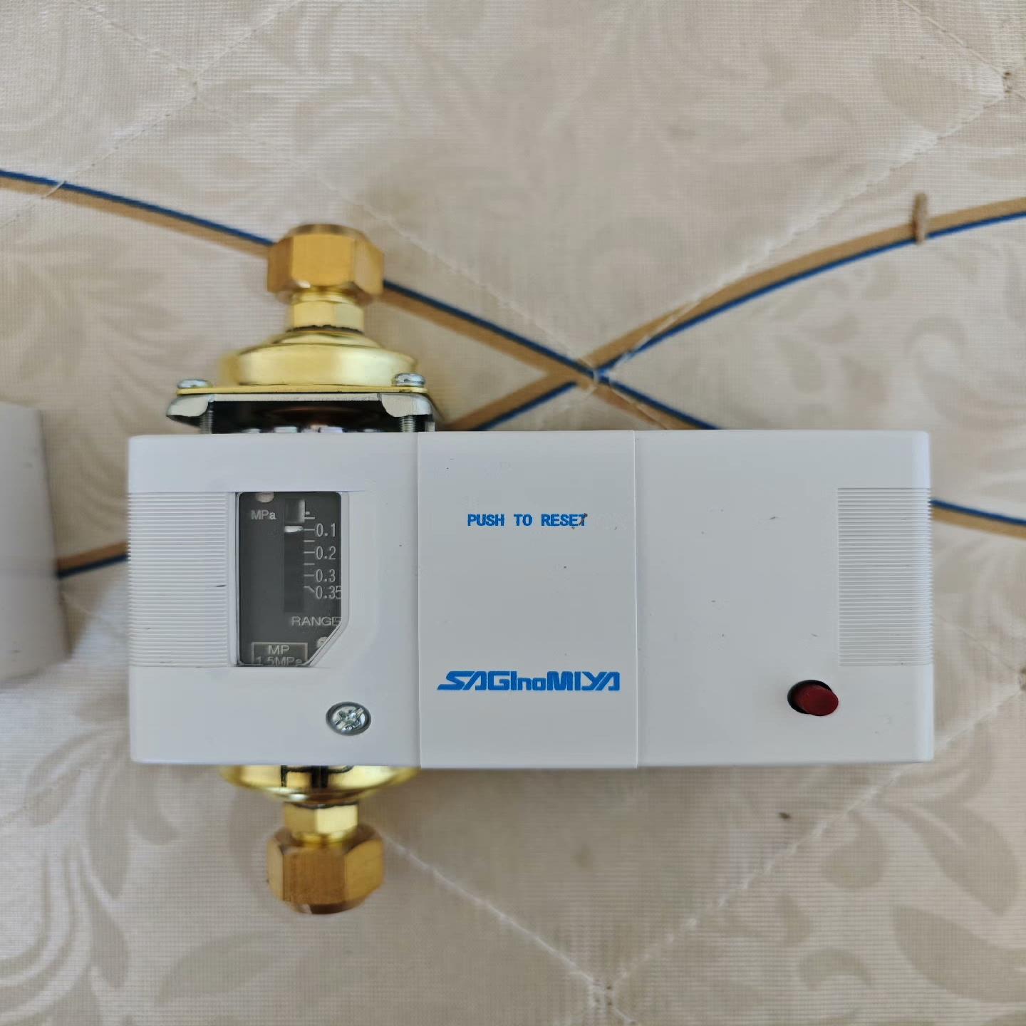 ONS-C106Q040，2个~议价