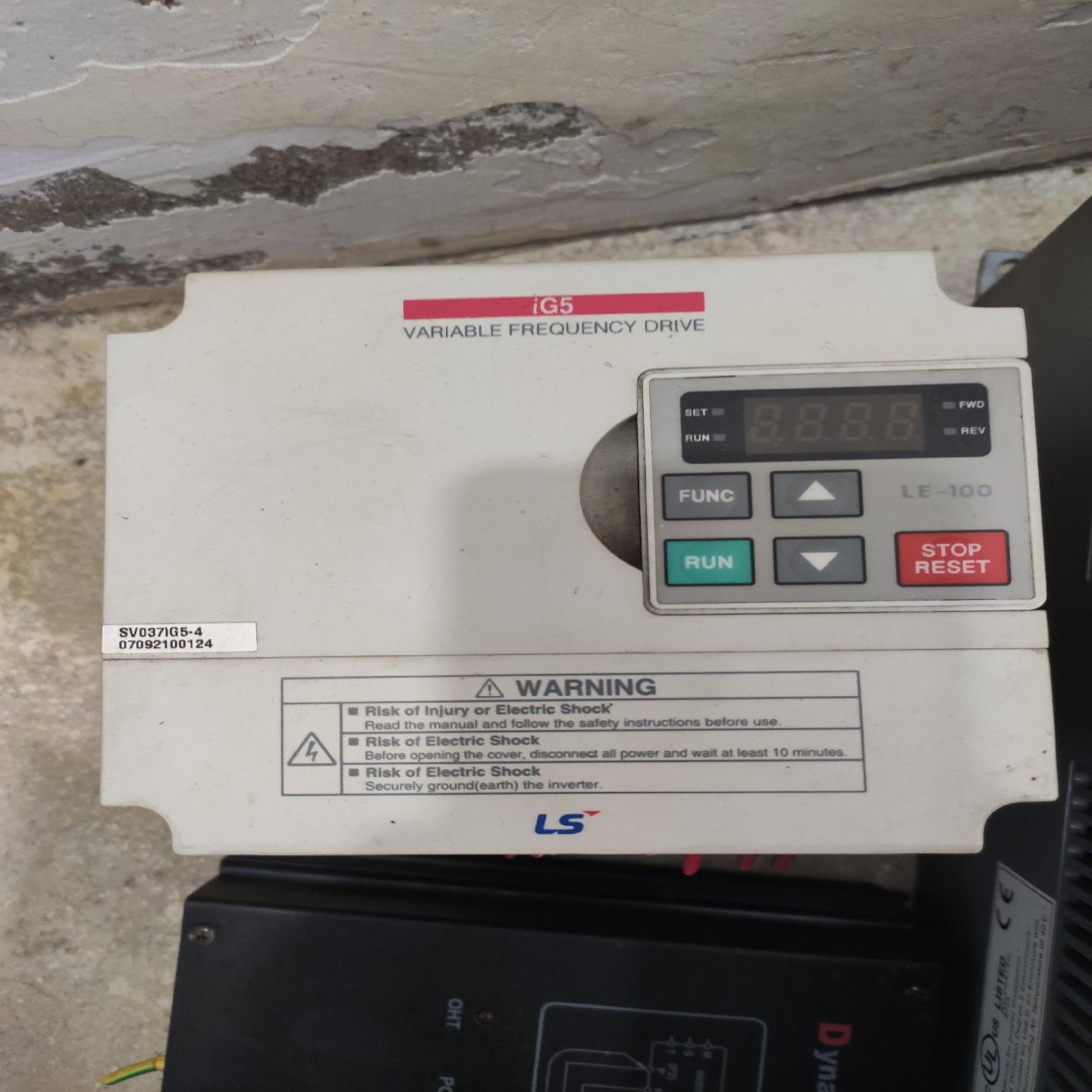 iG5变频器一组 SV110is5-4N0（耶耶电子）