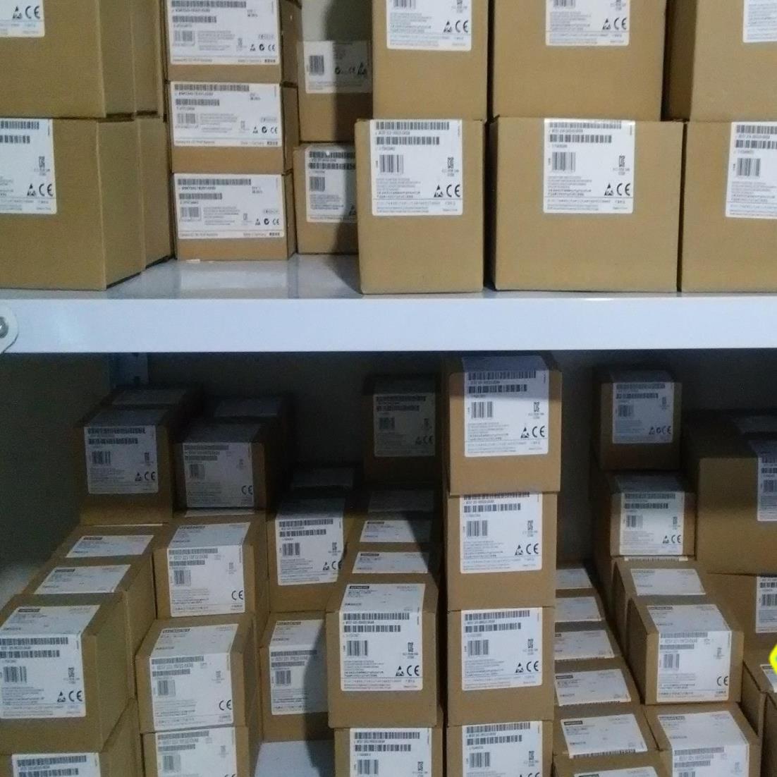 全新未开封6ES7360-3AA01-0AA0~议价