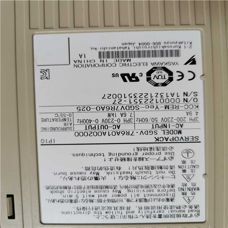 SGDV-7R6A01A002000伺服驱动器，安川5系1k(崽崽配件）