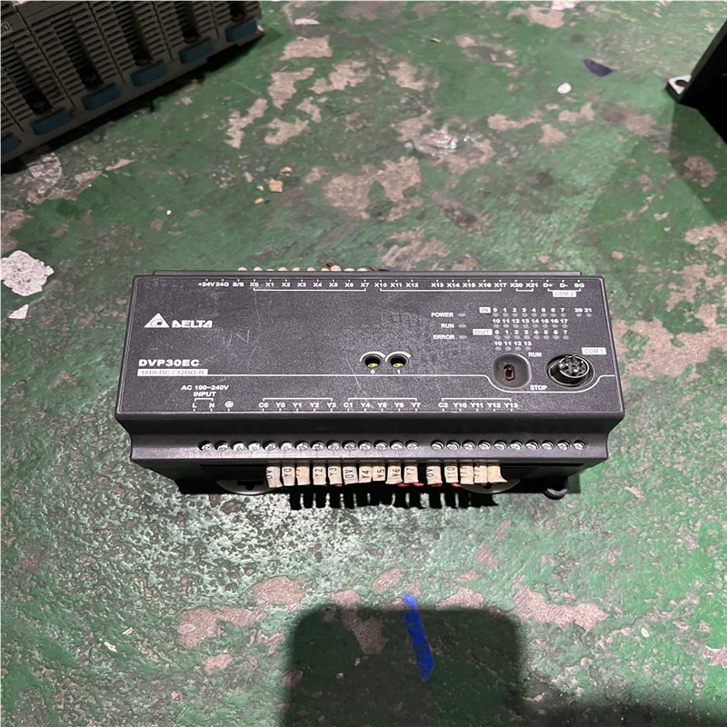 台达PLC/DVP30EC00R3成色如图，功能议价议价(崽崽配件）