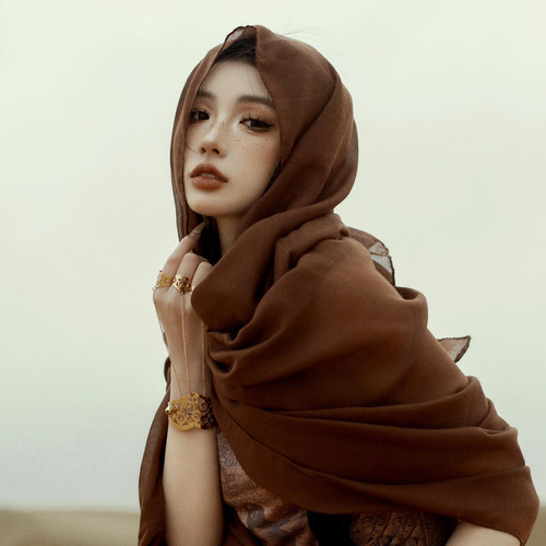 废土风沙漠旅游穿搭披肩头巾女