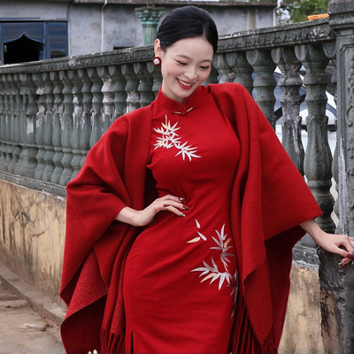 【新年结婚】首选正红色披肩