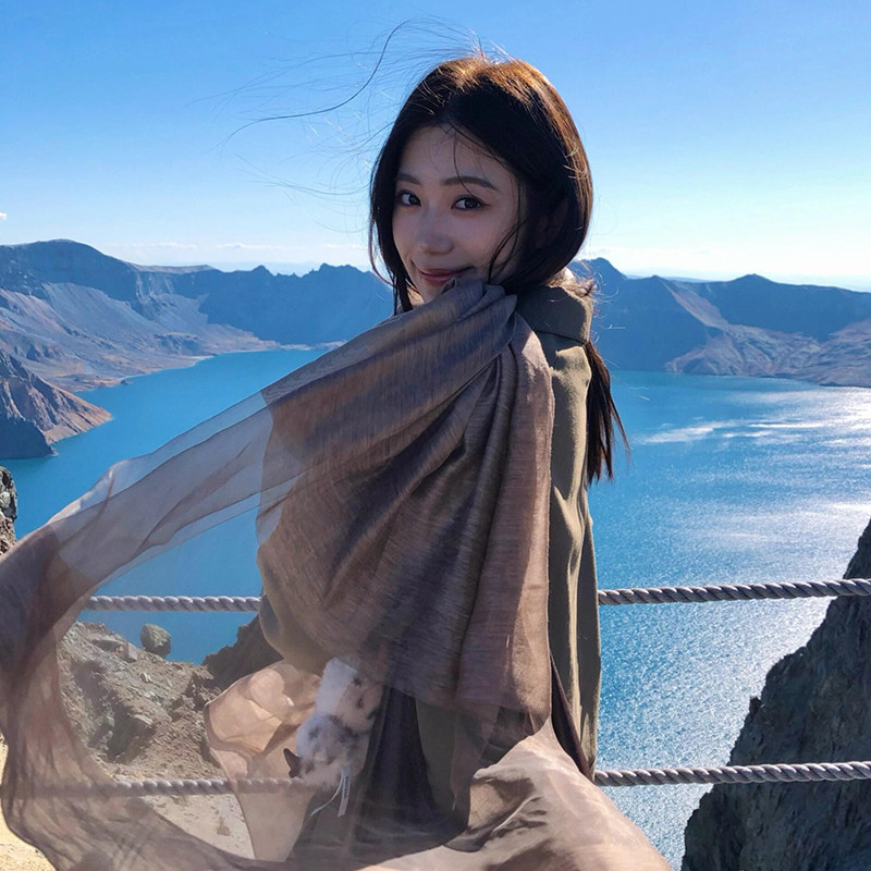 文艺感棕色丝巾系脖女款2026新款