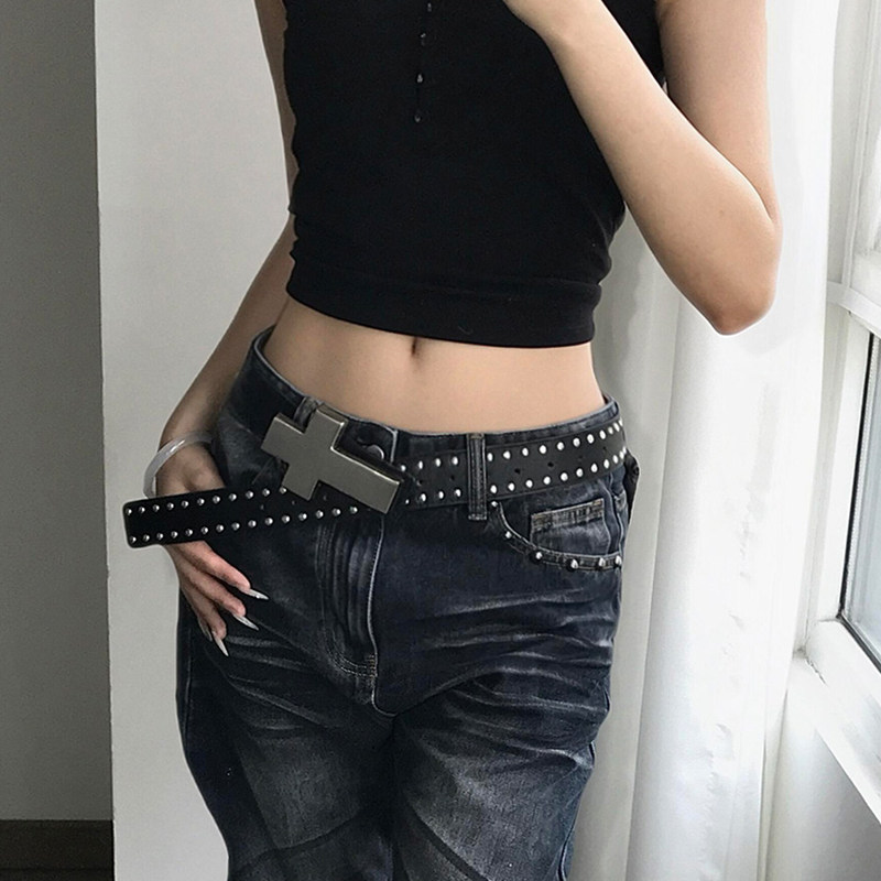 朋克铆钉金属扣女黑色腰带百搭