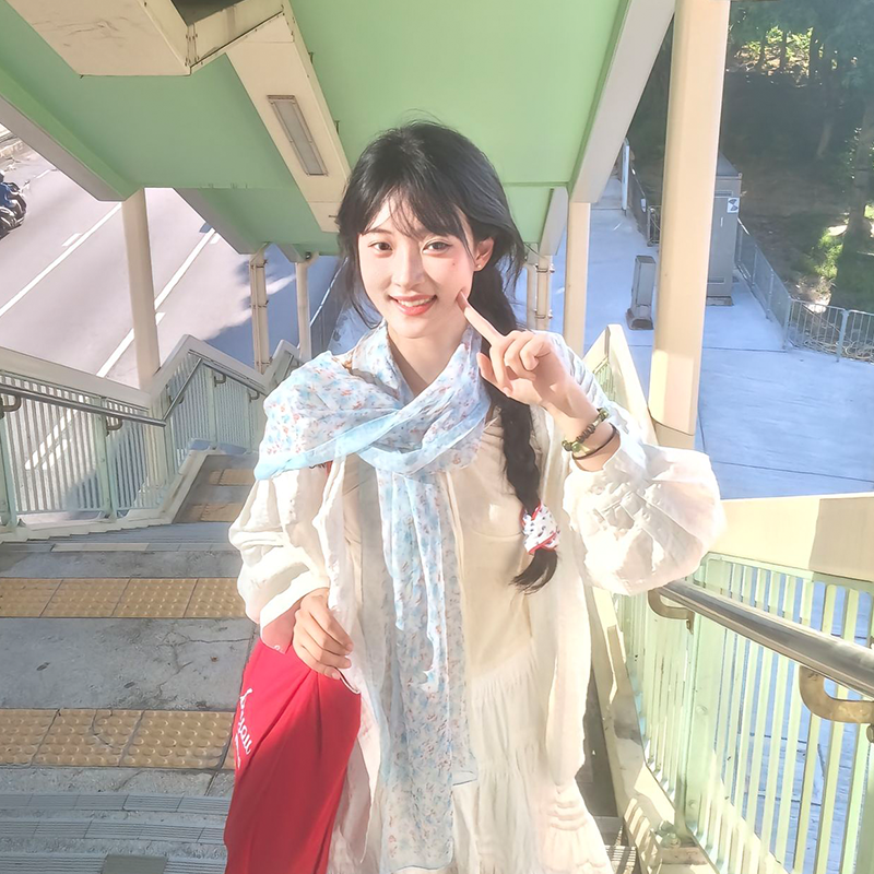 韩系春季薄款蓝色碎花长条丝巾女