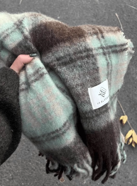 仿羊绒薄荷绿色围巾女冬季2026新款韩系加厚保暖高级感马海毛围脖