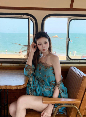 沙滩披肩女海边防晒外搭高级感