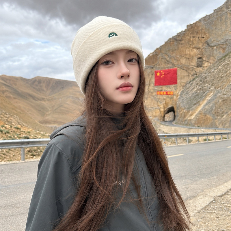 川西旅游登山白色针织冷帽子女
