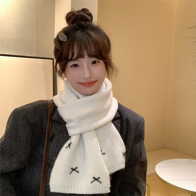 白色围巾女冬季2025新款高级韩系氛围感加厚保暖针织蝴蝶结围脖