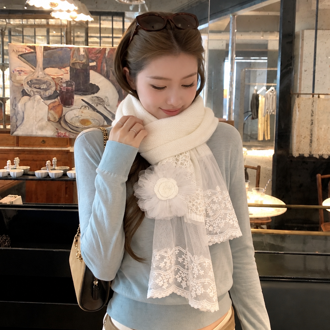 韩系白色花朵围巾披肩女外搭秋冬保暖清冷高级感拼接针织护颈围脖