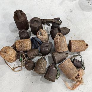民俗老物件旧秤砣摆件老旧铁权铁砣覆古怀旧装饰品旧物件铁器收藏