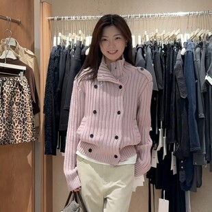 法式甜美风粉色高领双排扣针织开衫女秋季慵懒风宽松显瘦毛衣外套