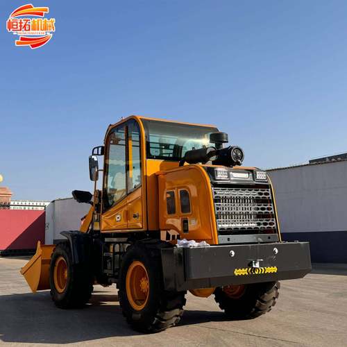 装载机养柴殖FPA场脚用油四驱矮虎可加辅具一机多用小铲车