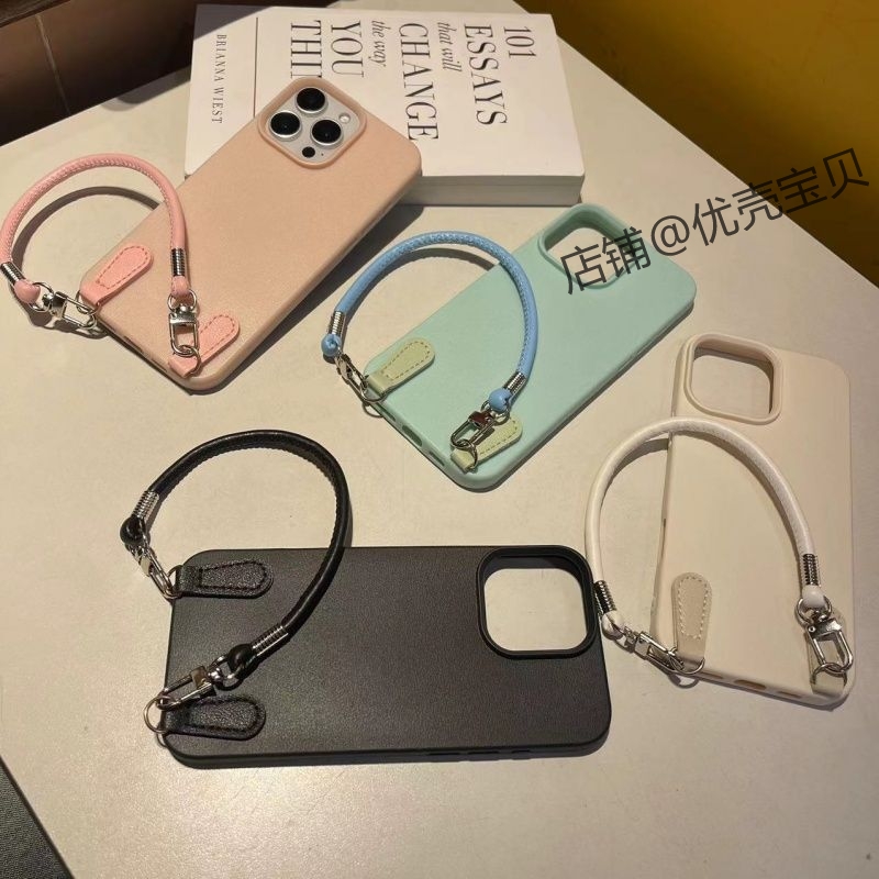 皮手提带皮纹适用于iPhone/苹果16手机壳15/14Plus/13/12/11pro max链条
