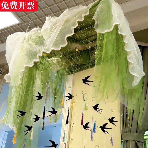 春天幼儿园美工区环创吊饰纱幔挂