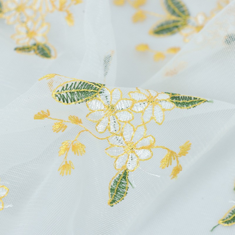 新款纱三色绣花网布 三色花加密网纱刺绣 女装童装秋冬连衣裙面料