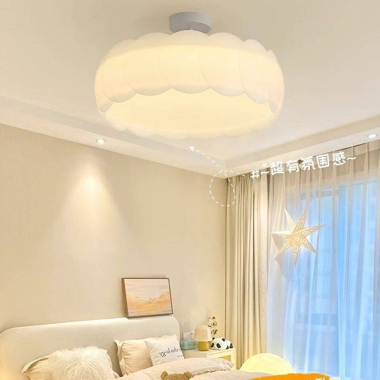 卧室吸顶灯极简奶油风现代简约大气网红主卧灯温馨浪漫儿童房间灯