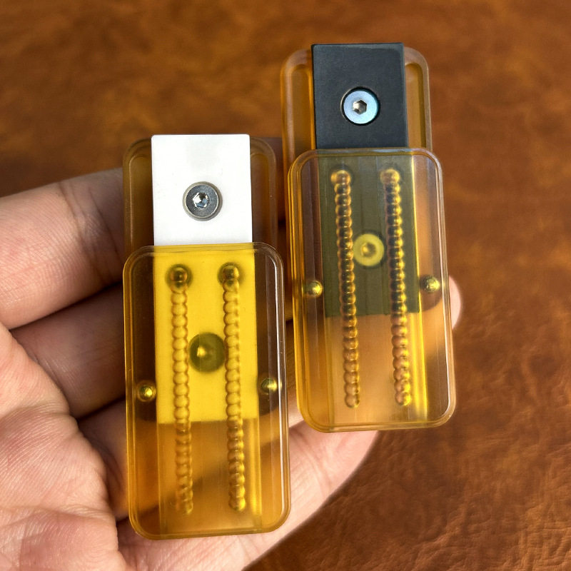 桃片指环解压玩具琥珀双轨机械