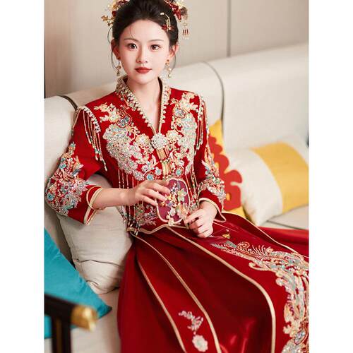 V领秀禾服新娘2025新款中式结婚出阁服龙凤褂嫁衣显瘦小个子丝绒