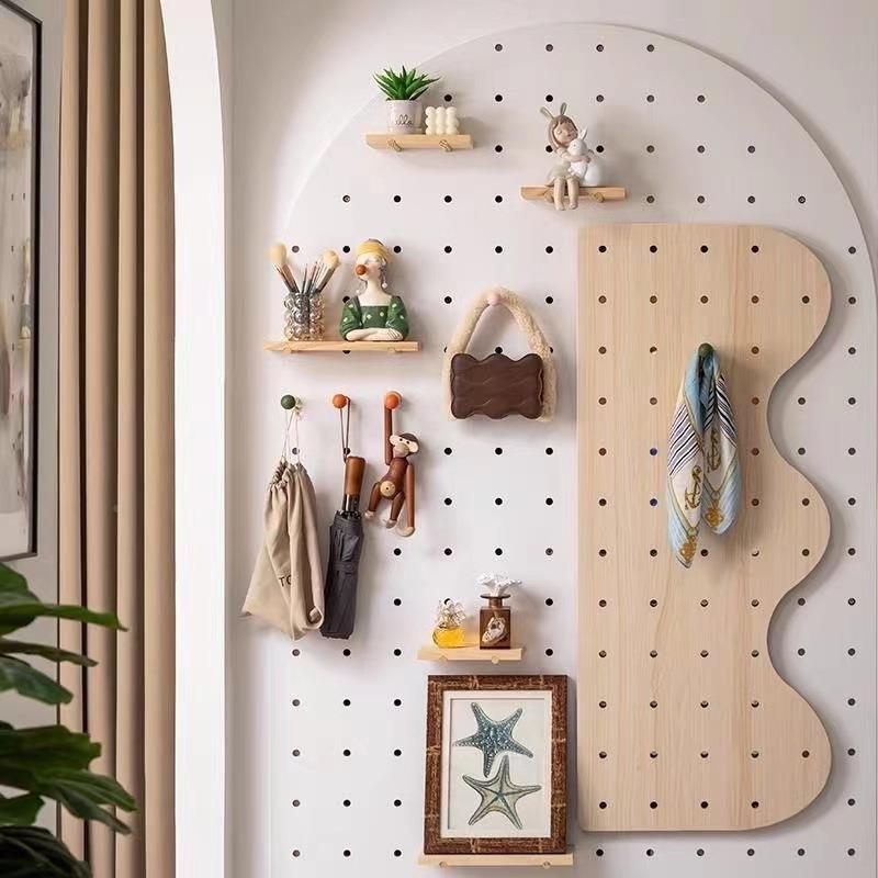 展木收纳洞洞挂板入户实客厅卧室置物架墙DMA面镜子组合壁整理示