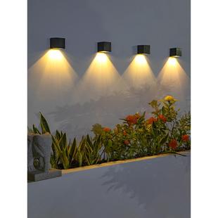 ?太阳能户外防水灯庭院花园台布太阳能方置装饰壁灯家用阳室外景
