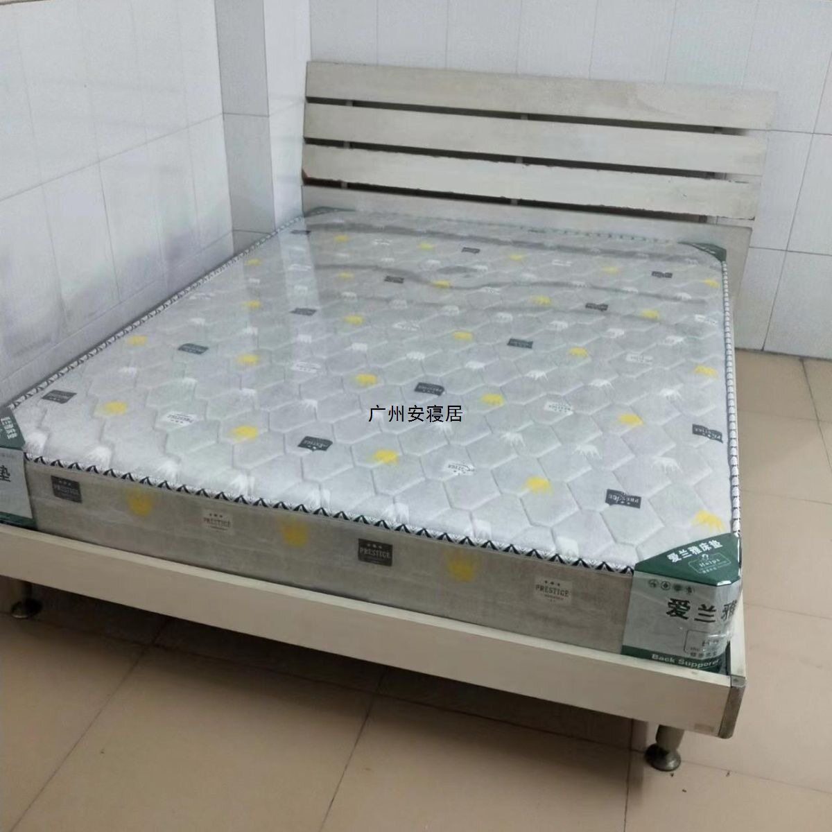 安寝居爱兰雅风格,简约现代20cm厚3E椰棕弹簧床垫,偏硬广东省内发