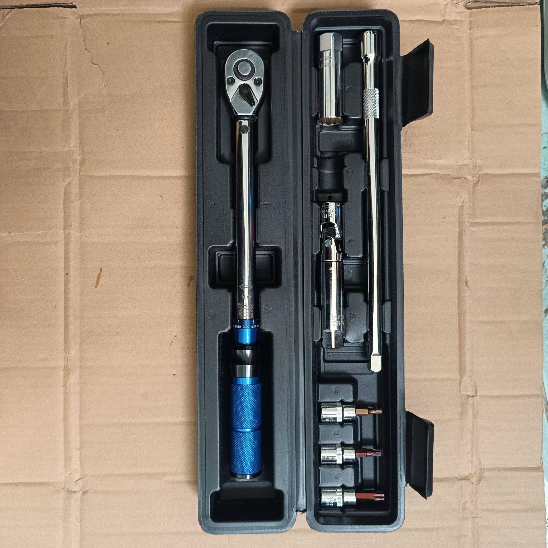 家直销棘轮扭力扳手7件套五金工工具维修LFF汽车厂具箱多功能装组