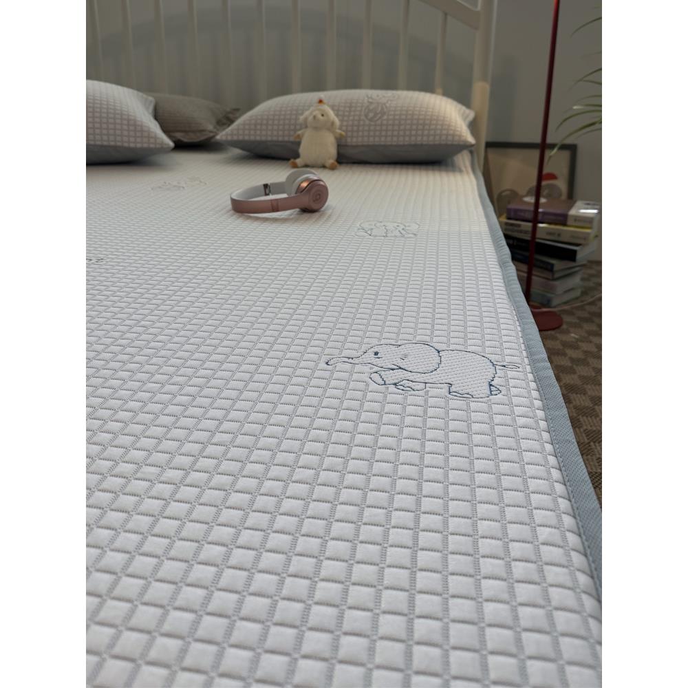 卡通大象夏季凉爽透气床单豆帽冰丝垫冰丝垫三件套空调软垫