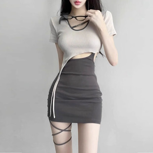 速发甜酷辣妹风蹦迪计搭包臀紧身短裙纯欲性穿小众设感师露腰连衣