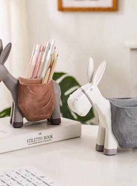 书房办公室可爱摆件笔筒收纳小装饰品驴创意个性书桌电脑桌面摆设
