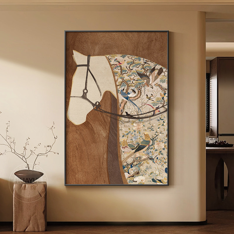 中古风客厅装饰画新款马到成功复古沙发背景墙挂画高级感玄关壁画