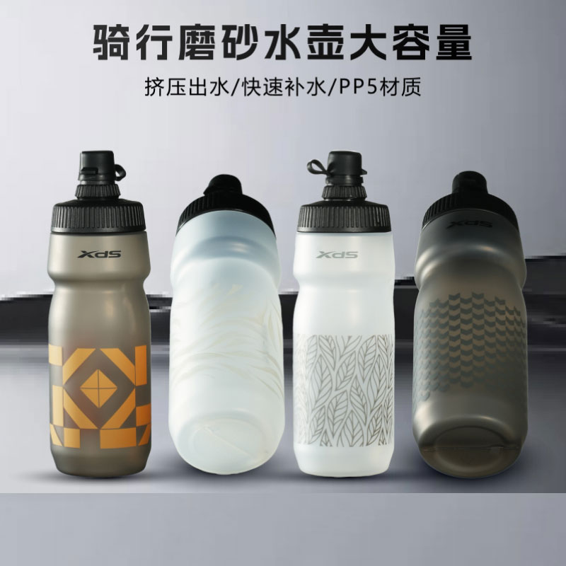 潮流精品、品质保证、2件9折、3件8折