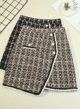 Xiaoxiangfeng single breasted short skirt 小香风单排扣短裙女